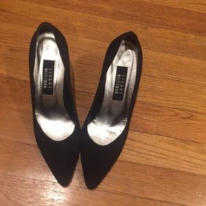 Stuart Weitzman black pumps